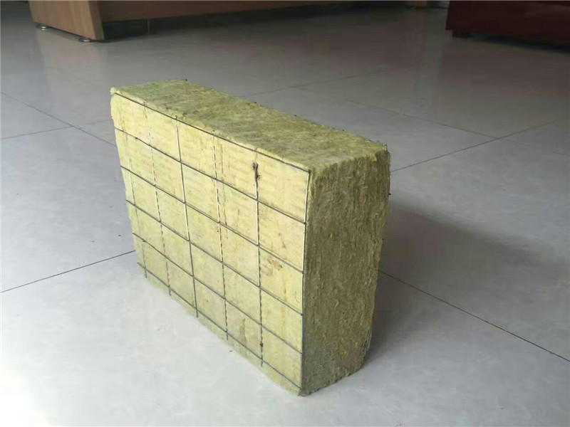 岩棉插絲複合板廠家