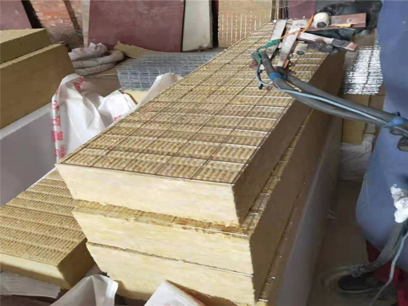 岩棉插絲板價格谘詢