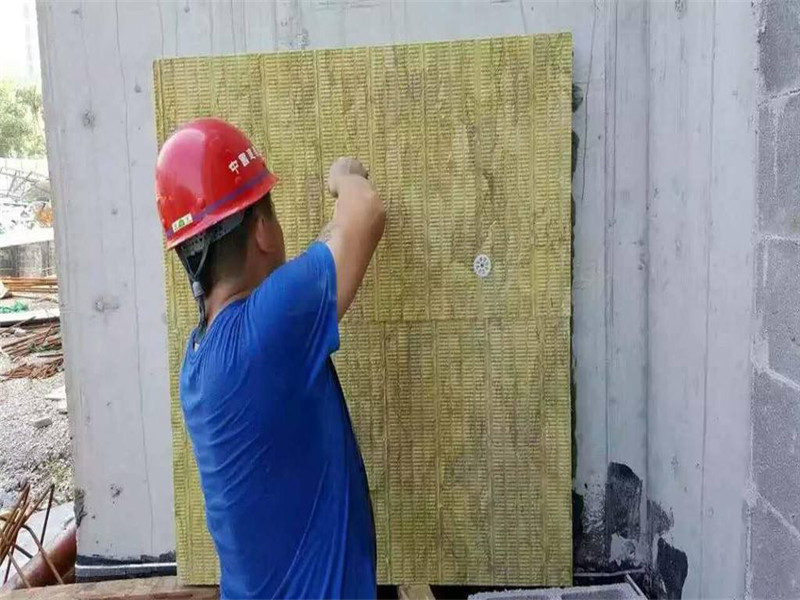 屋頂隔熱羞羞视频APP成人岛国安裝技術-羞羞视频在线观看羞羞视频APP成人岛国廠家 